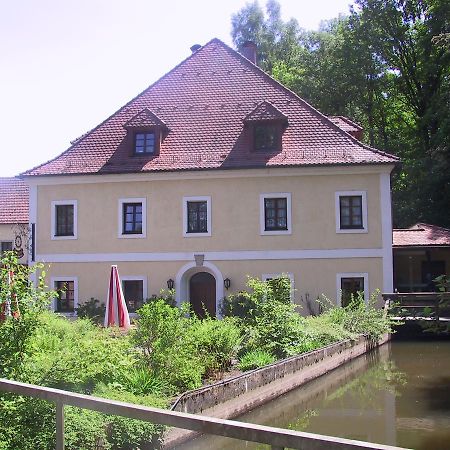 Landhotel Kahrmuehle Pressath Extérieur photo