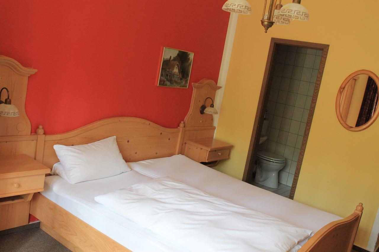 Landhotel Kahrmuehle Pressath Extérieur photo