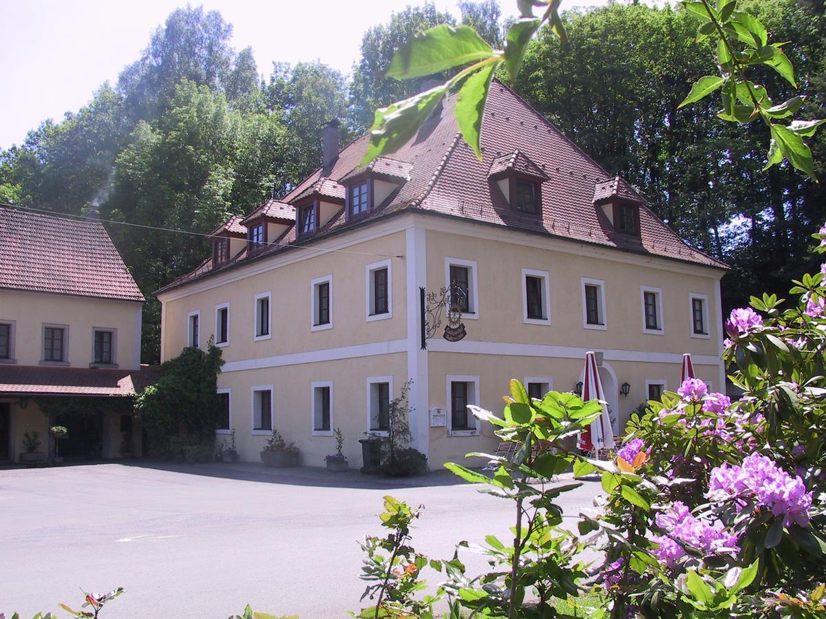 Landhotel Kahrmuehle Pressath Extérieur photo