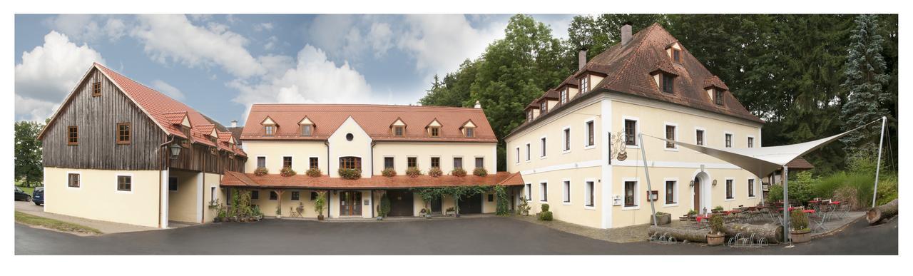 Landhotel Kahrmuehle Pressath Extérieur photo
